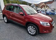 Volkswagen Tiguan 8