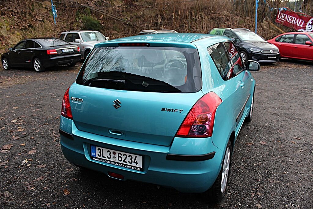 Suzuki Swift Hatchback 1,3 l 67 kw