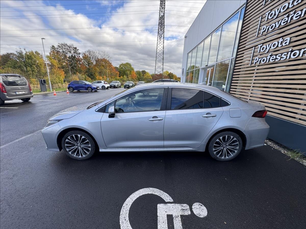 Toyota Corolla Sedan 1,8 l 72 kw