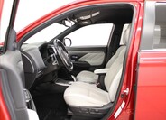 Mitsubishi Outlander 6