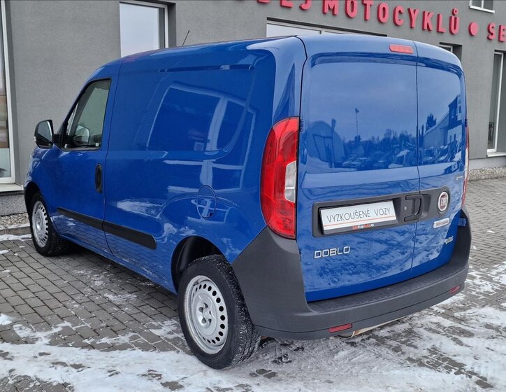 Fiat Dobló cargo Skříň 1,4 l 88 kw