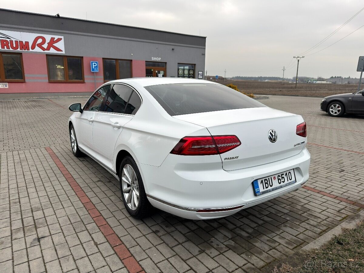 Volkswagen Passat Sedan 0,0 110 kw