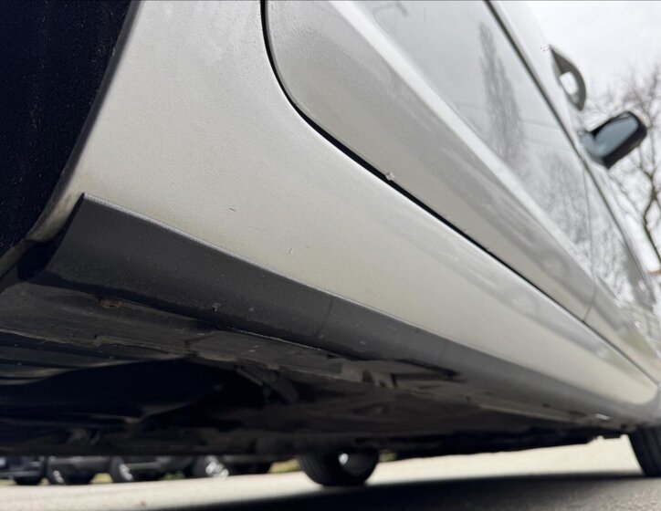 Ford C-MAX MPV 1,8 l 85 kw