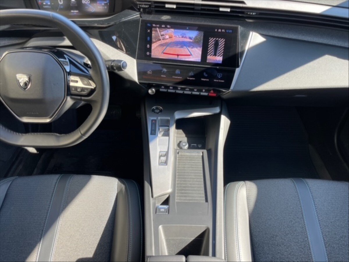 Peugeot 308 Kombi 1,2 l 96 kw