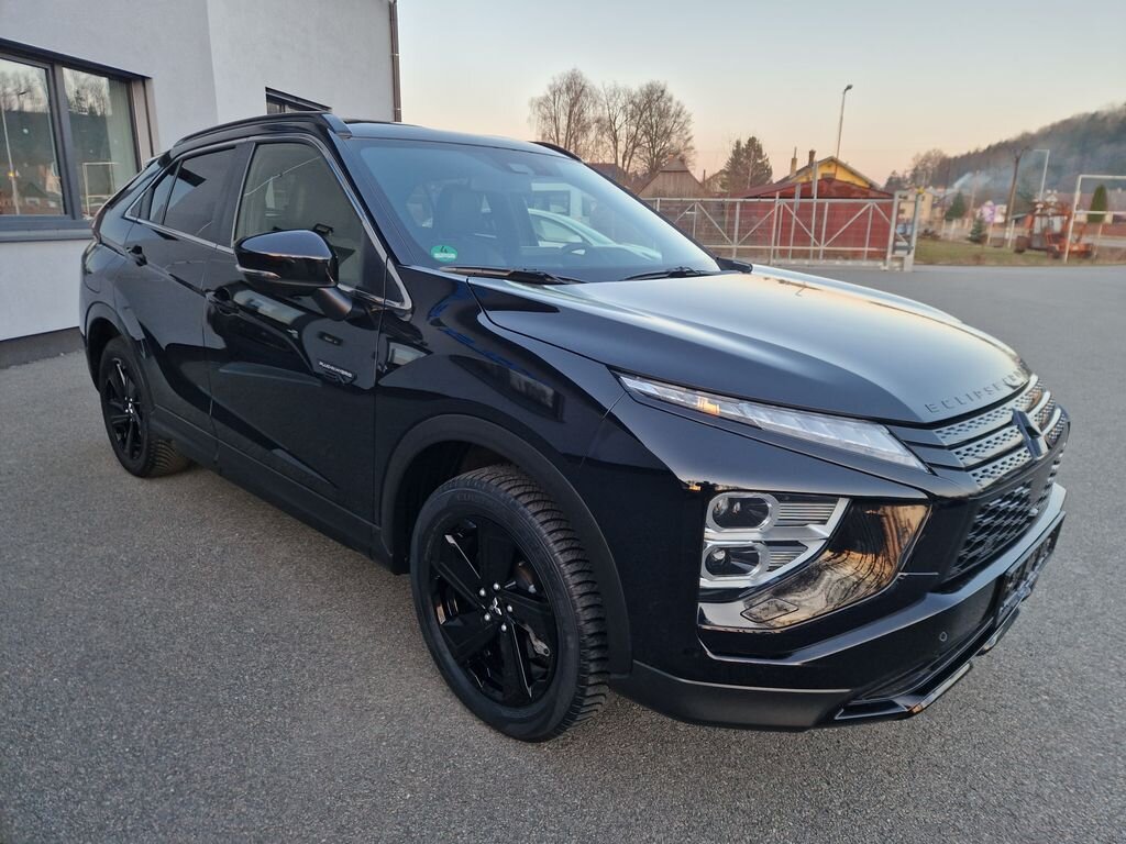 Mitsubishi Ostatní SUV / Terénní 2,4 l 138 kw