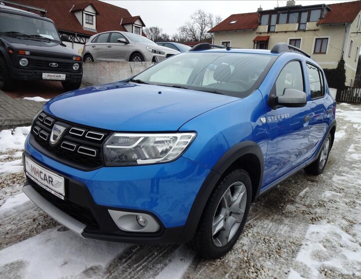 Dacia Sandero Hatchback 898,0 66 kw
