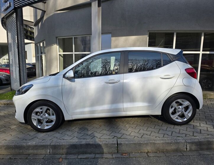 Hyundai i10 Hatchback 1,2 l 61 kw