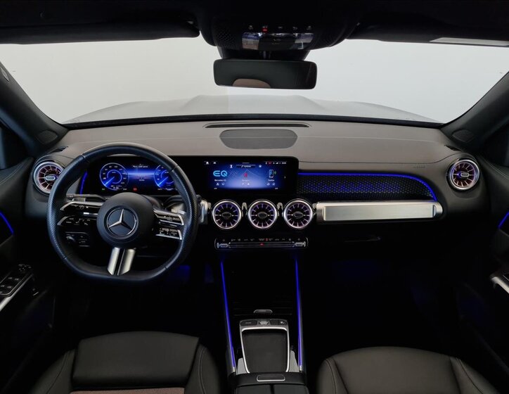 Mercedes-Benz EQB 13