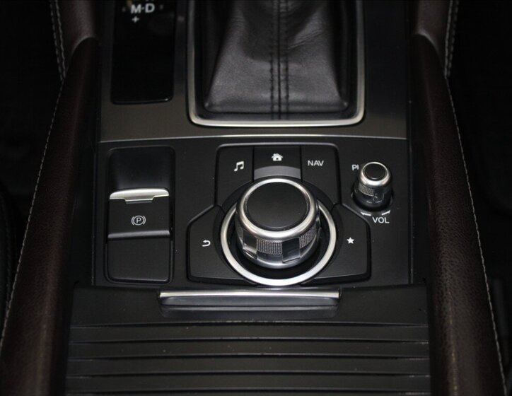 Mazda 6 Sedan / Limuzína 2,2 l 129 kw