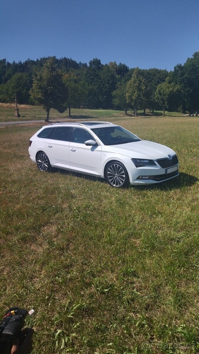 Škoda Superb Kombi 0,0 235 kw