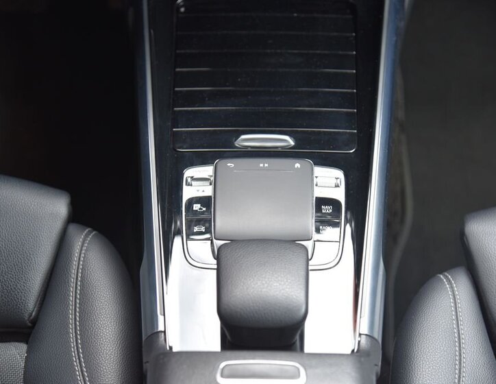 Mercedes-Benz GLB SUV / Terénní 2,0 l 110 kw