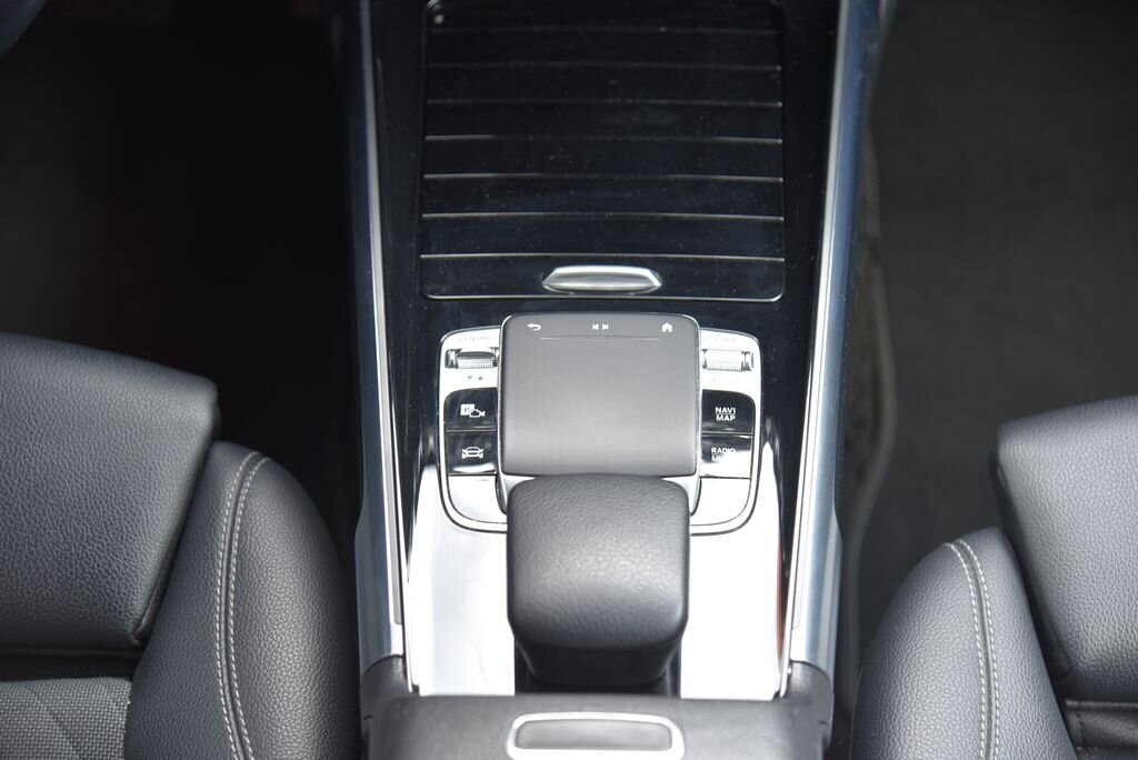 Mercedes-Benz GLB SUV / Terénní 2,0 l 110 kw