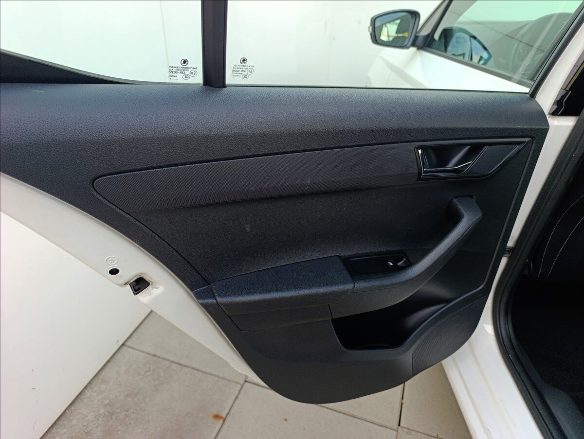 Škoda Fabia Hatchback 999,0 44 kw