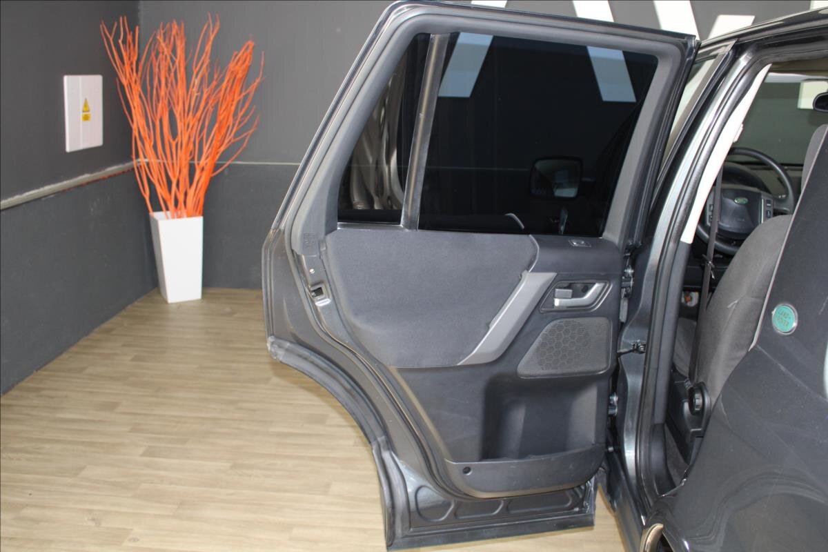 Land Rover Freelander SUV / Terénní 2,2 l 112 kw