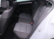 Volkswagen Passat Sedan / Limuzína 1,5 l 110 kw