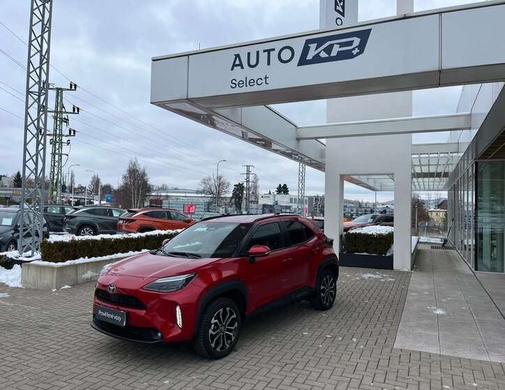 Toyota Yaris Cross SUV 1,5 l 68 kw