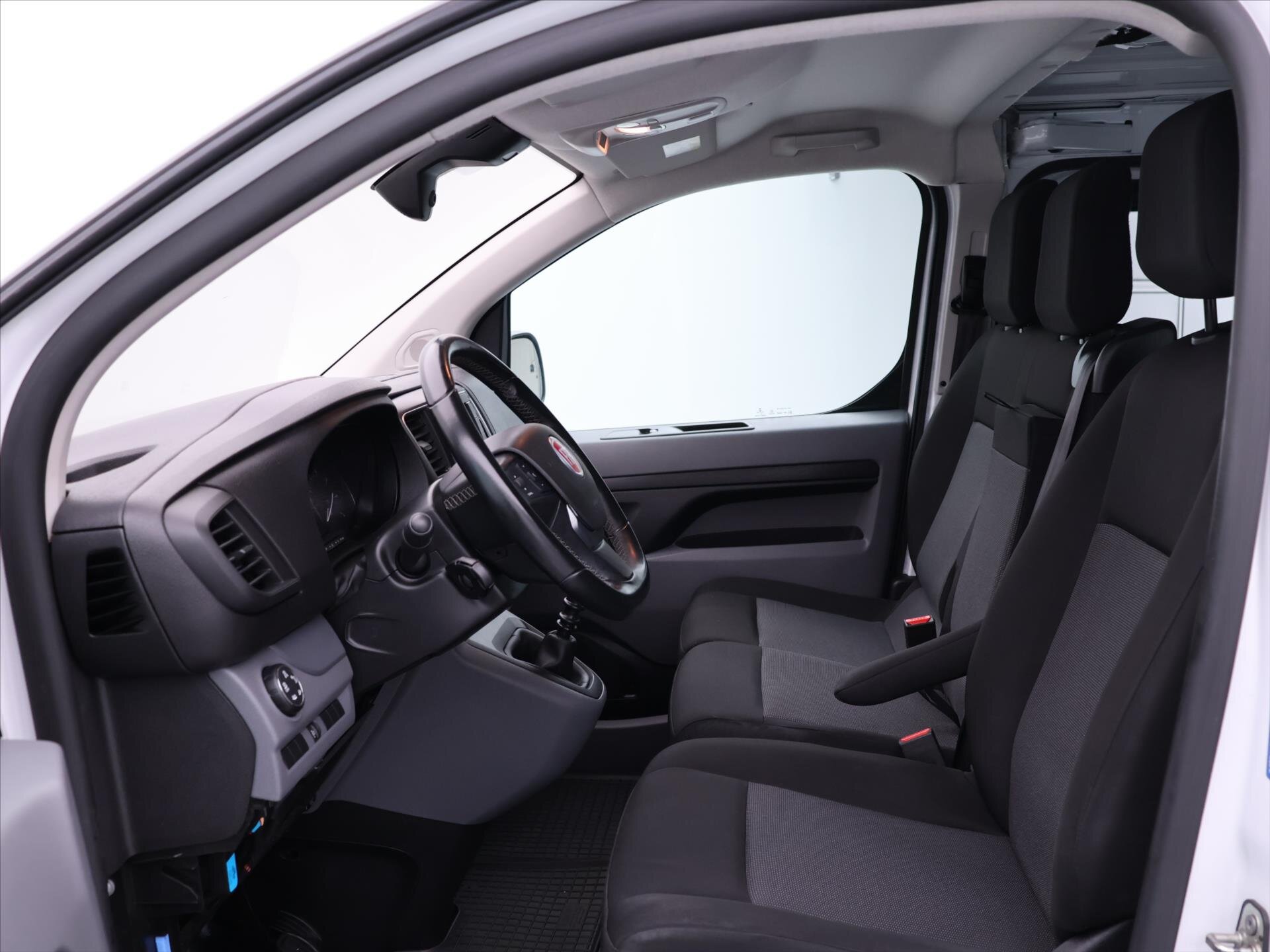 Fiat Scudo VAN / Minibus 2,0 l 106 kw