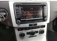 Volkswagen Passat Sedan / Limuzína 2,0 l 130 kw