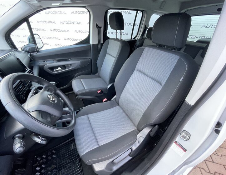 Toyota ProAce City Verso MPV 1,2 l 81 kw