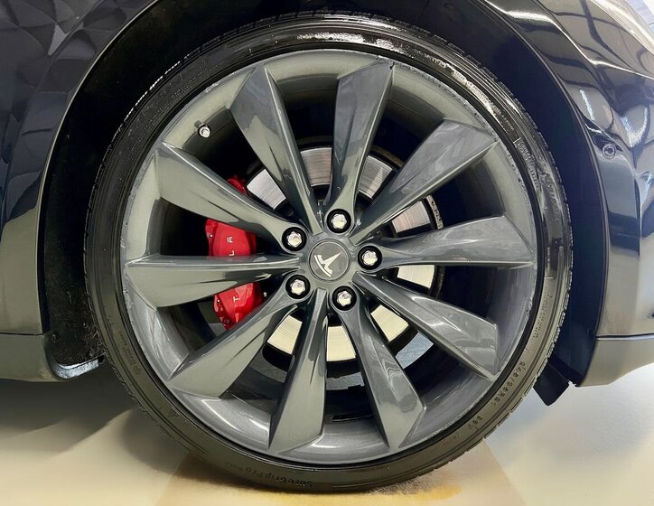 Tesla Model S Liftback 0,0 515 kw