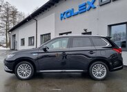 Mitsubishi Outlander SUV 2,4 l 165 kw