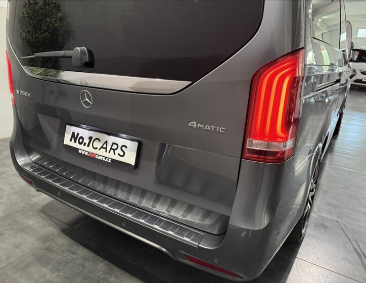 Mercedes-Benz Třídy V Kombi 2,0 l 140 kw