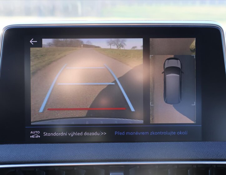 Peugeot 5008 SUV 1,6 l 133 kw