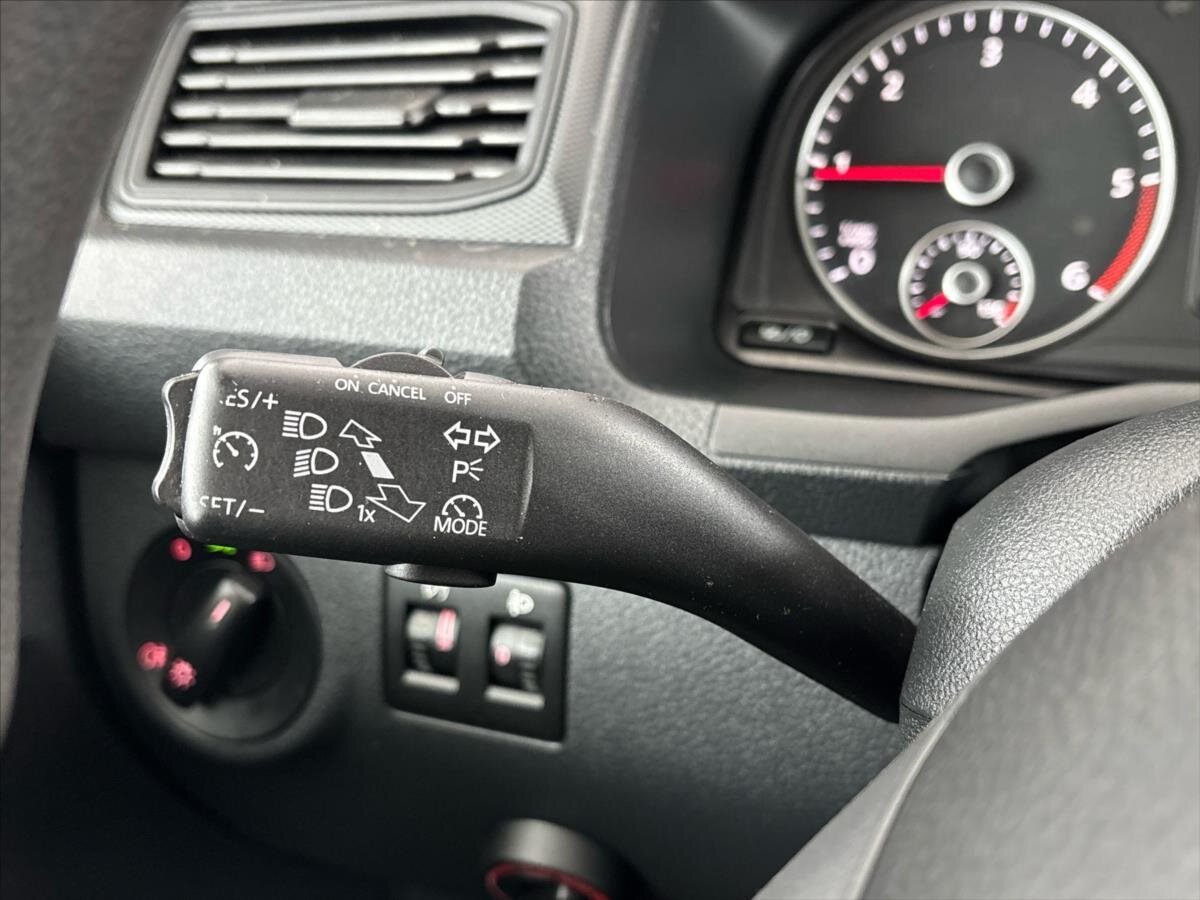 Volkswagen Caddy Skříň 2,0 l 90 kw