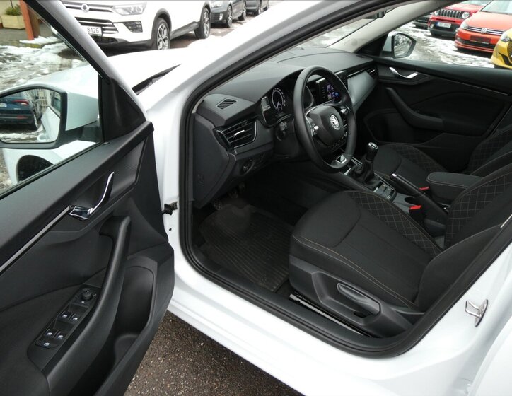 Škoda Kamiq Hatchback 999,0 81 kw