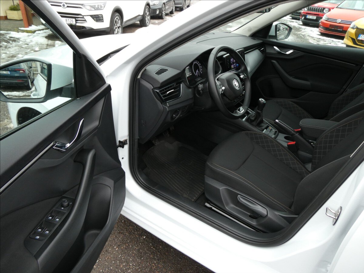 Škoda Kamiq Hatchback 999,0 81 kw