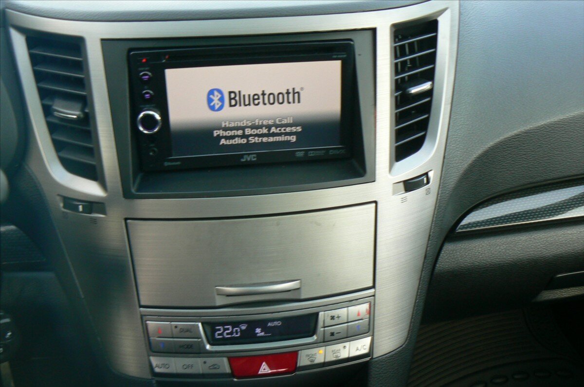 Subaru Legacy Kombi 2,0 l 110 kw