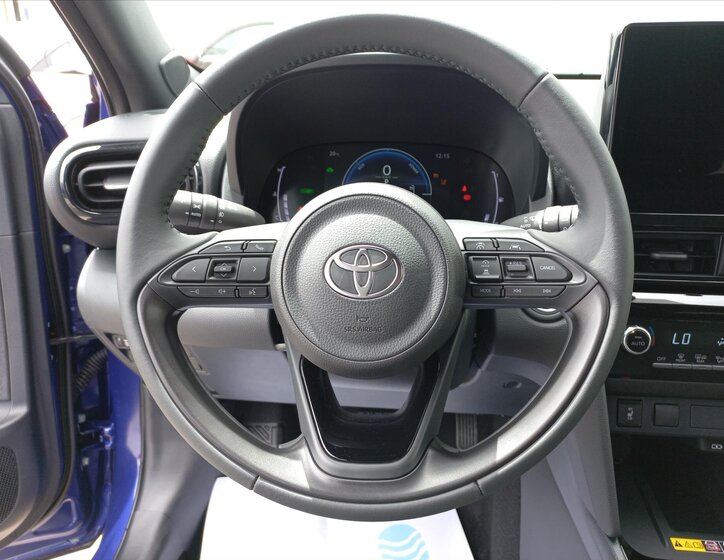 Toyota Yaris Cross CUV 1,5 l 68 kw