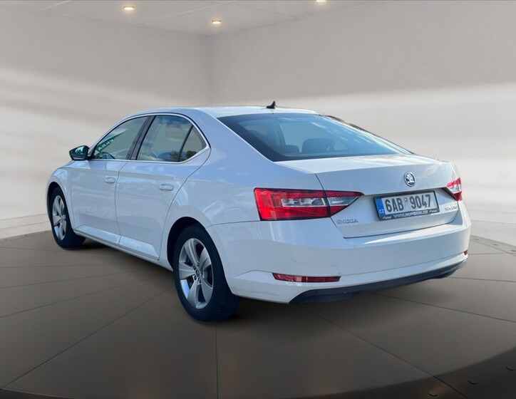 Škoda Superb 4