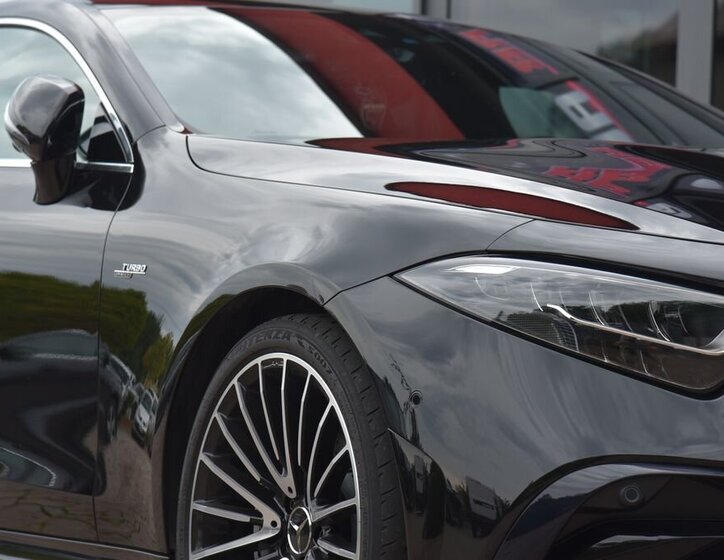 Mercedes-Benz CLS Sedan 3,0 l 320 kw