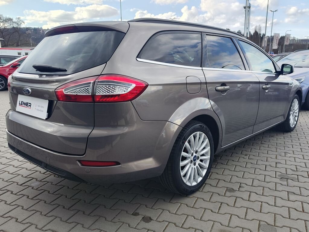 Ford Mondeo Kombi 1,6 l 118 kw