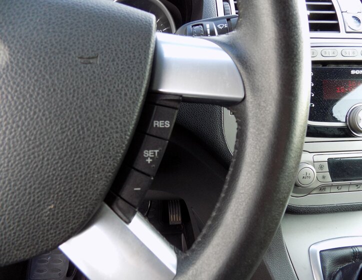 Ford Kuga SUV / Terénní 2,0 l 120 kw