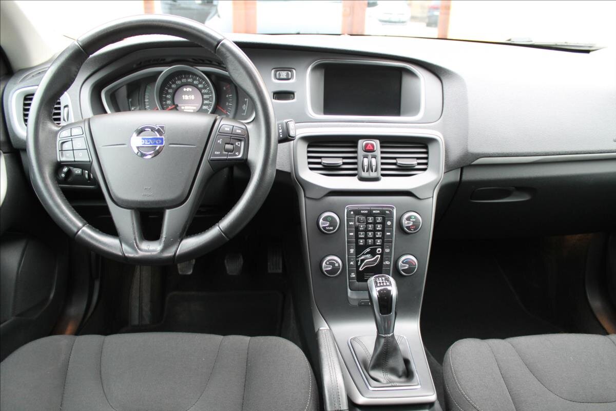 Volvo V40 Hatchback 2,0 l 88 kw