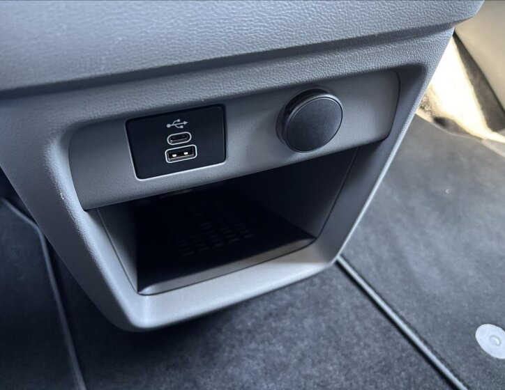 Ford Tourneo Custom Kombi 2,5 l 171 kw