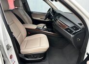 BMW X5 Kombi 3,0 l 180 kw