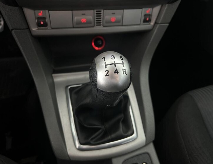 Ford Focus Hatchback 1,6 l 74 kw