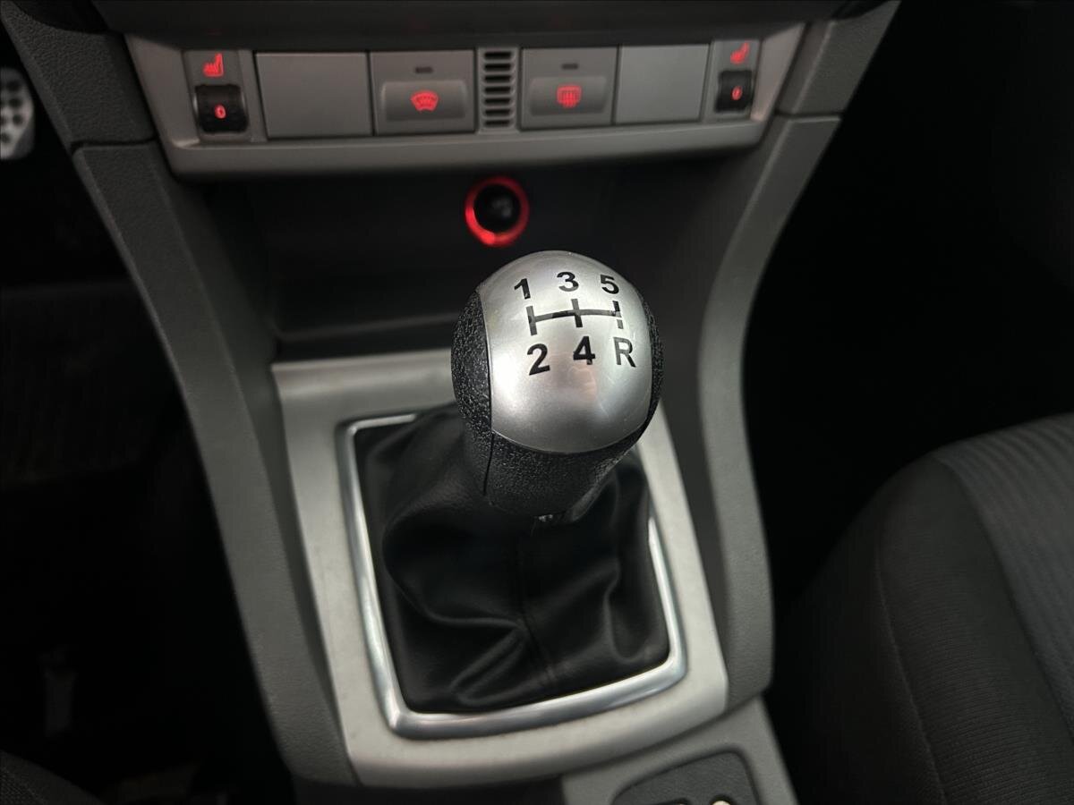 Ford Focus Hatchback 1,6 l 74 kw