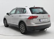 Volkswagen Tiguan 7
