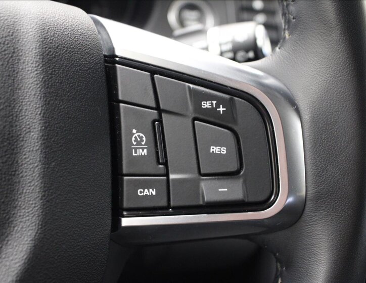 Land Rover Discovery Sport 19