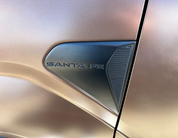 Hyundai Santa Fe SUV / Terénní 1,6 l 158 kw