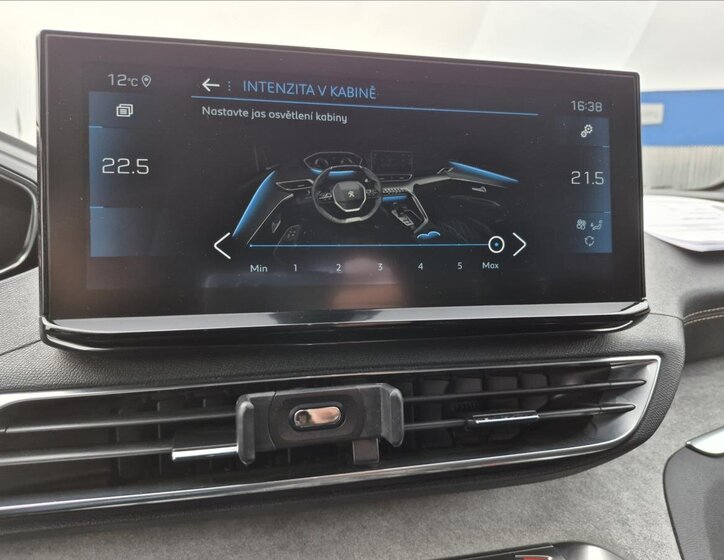 Peugeot 5008 MPV 1,6 l 133 kw