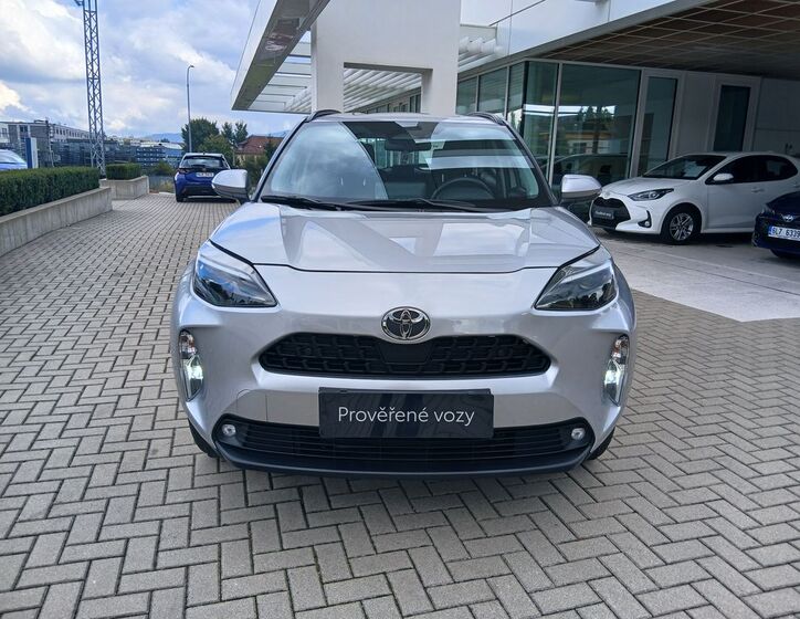 Toyota Yaris Cross 9