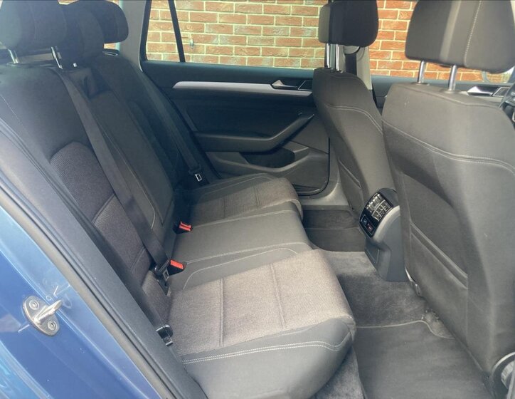 Volkswagen Passat Kombi 1,4 l 110 kw