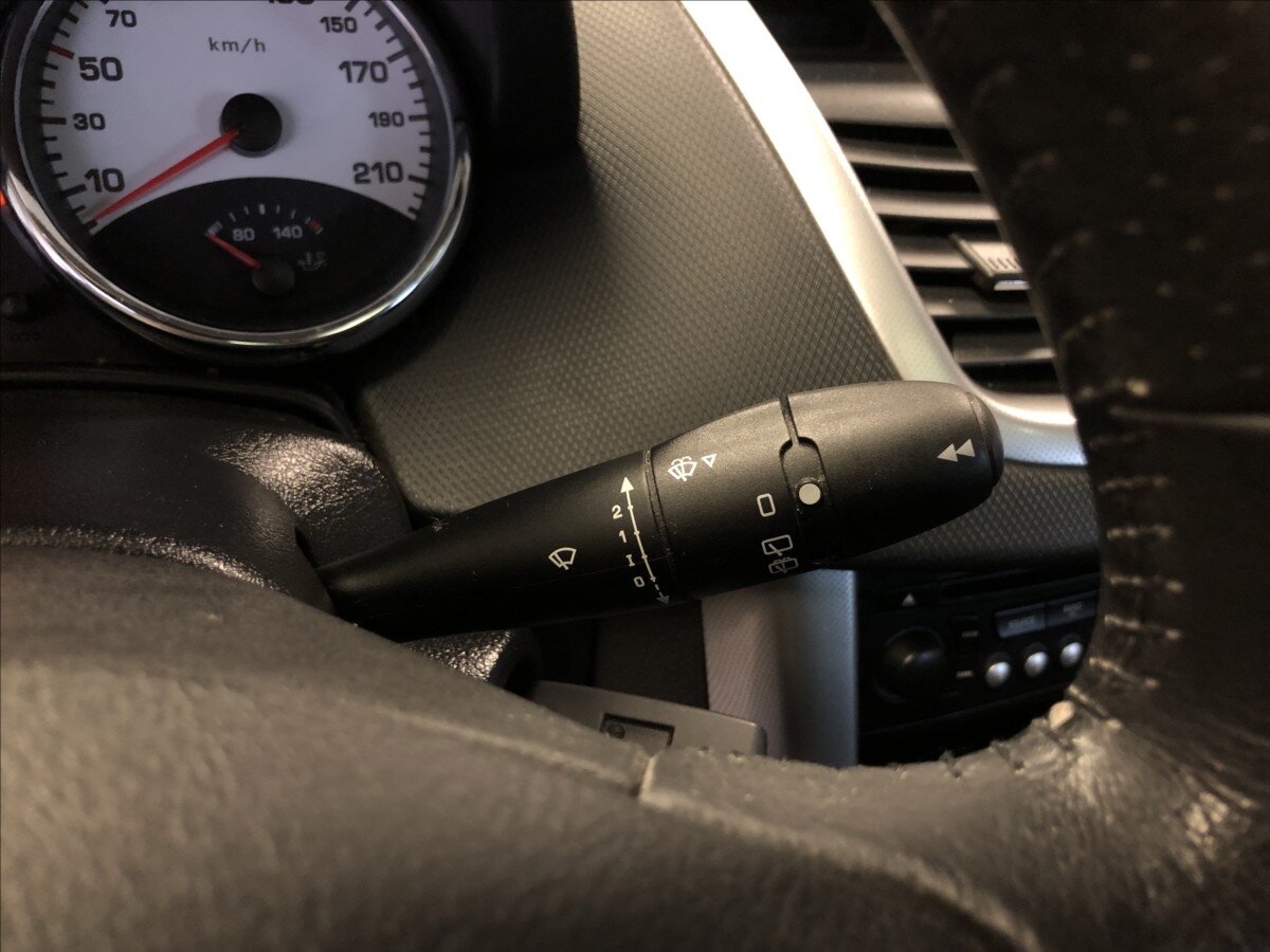 Peugeot 207 Kombi 1,4 l 70 kw