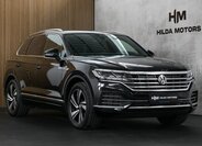Volkswagen Touareg 1