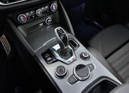 Alfa Romeo Stelvio SUV / Terénní 2,0 l 206 kw